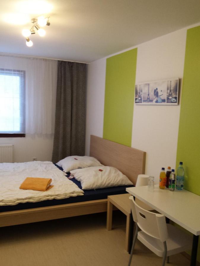 柏林 Jugendgastehaus Lichterfelde旅舍 外观 照片